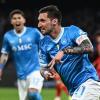 Il Napoli non sbaglia contro il Lecce: 2-1 in rimonta firmato Hojlund-Politano 