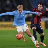 Odgaard risponde a Isaksen, Lazio-Bologna finisce 1-1: espulso Gila nel finale