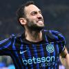 Corsera - Serie A, è "l'ora dell'uomo in più": l'Inter si affida a Calhanoglu 