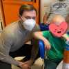 GdS - Barella e la moglie in visita ai bambini malati a Cagliari