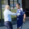 VIDEO - Marotta abbraccia Chivu alla Pinetina: "Pres, tutto a posto"