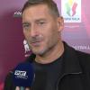 Totti legge Roma-Inter: "Non serviranno giacca e cravatta ma l'elmetto. Nerazzurri i più eleganti del campionato"