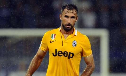 Mirko Vucinic-Inter fino al 2016, con ingaggio ridotto