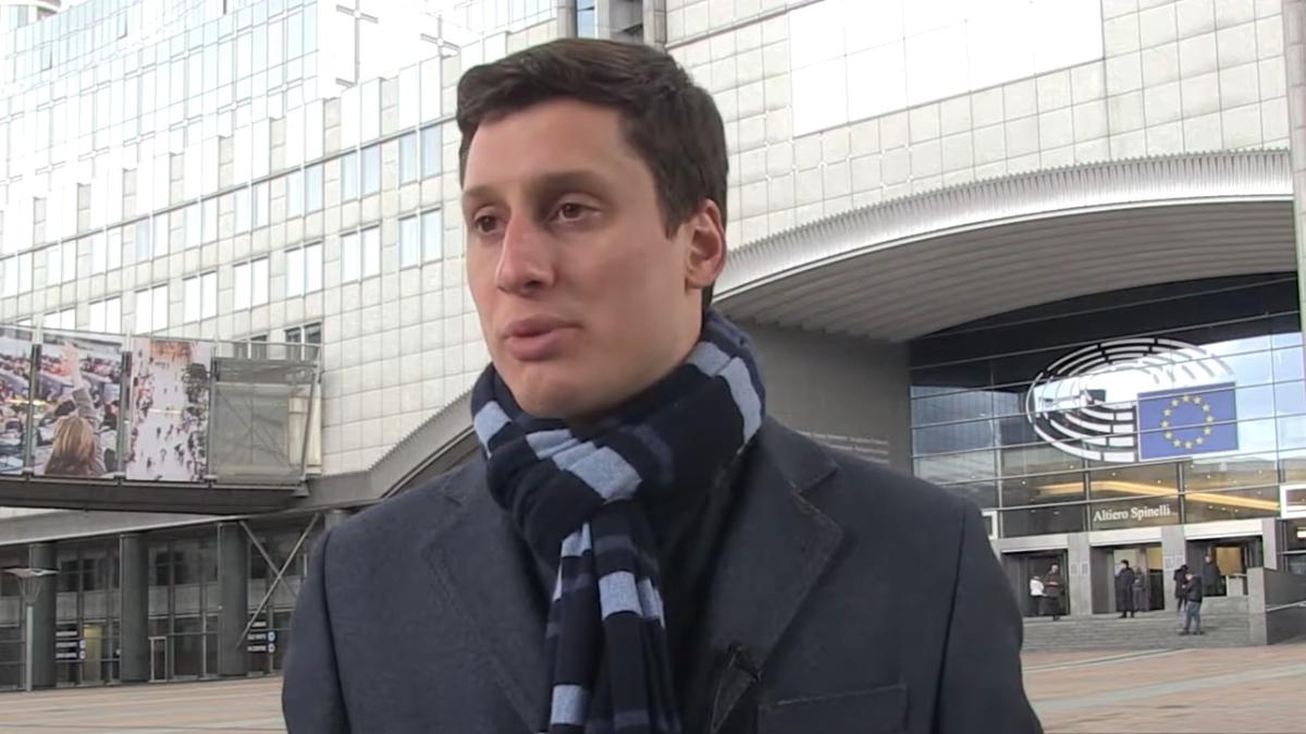 Cocchiere, un doppio ex alla Commissione UE: "Ho giocato nelle giovanili Inter e all'USG. Stasera tifo..."
