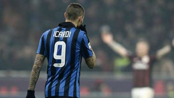 Icardi tiene alta la bandiera Inter... con Moratti