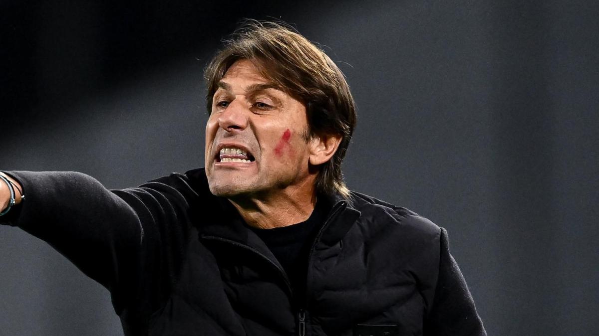 Napoli, Conte: "Scudetto, abbiamo fatto qualcosa di inaspettato. E quest'anno il nostro obiettivo è difenderlo" 