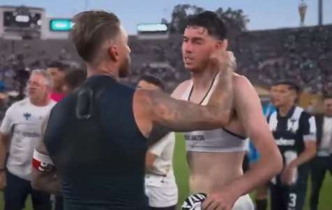 VIDEO - Bastoni e l'idolo Sergio Ramos: scambio di maglia e abbraccio al termine di Monterrey-Inter 