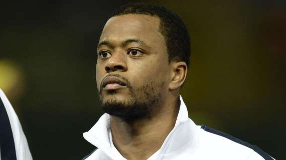 Ausilio-Evra, contatto: incontro all'aeroporto di Londra