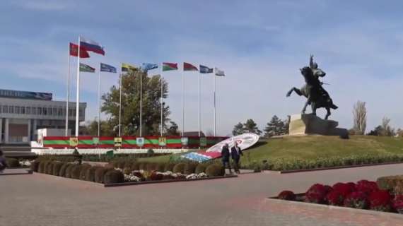 Lenin e sceriffi. Viaggio in Transnistria