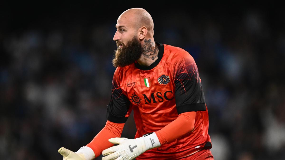 Il Napoli non sfonda e il Como recrimina, Milinkovic-Savic salva ancora Conte: finisce 0-0. L'Inter può portarsi a -1