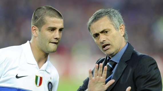 Chivu: "Mourinho ha portato alla Roma la stessa cosa che portò all'Inter: la cultura del poter vincere"