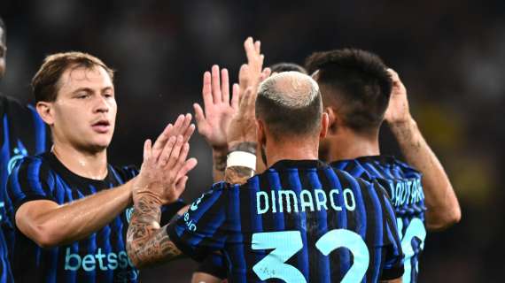 FOTO - Inter-Olympiacos: scambio di doni tra il presidente Marotta e il ds dei greci Kovacevic