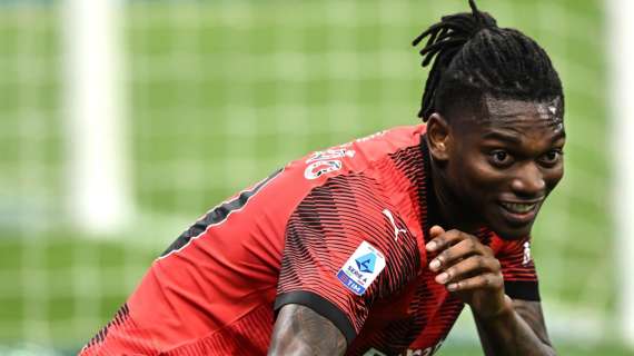 Leao in versione agente con Cancelo: "Gli dissi di venire al Milan, ho provato a portarlo qui quando era al City"