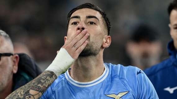 Zaccagni gol, alla Lazio il derby della capitale. Ibanez lascia in dieci la Roma, il VAR annulla il pari