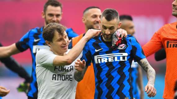 Brozovic posta i cuori nerazzurri, il commento di Barella: "Molto forte"