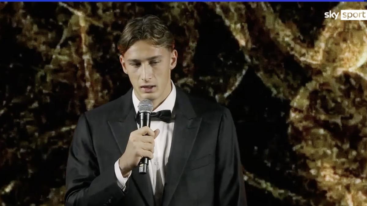 Esposito: "Inter, all'inizio avevo un po' di ansia ma il gruppo mi ha fatto sentire a mio agio. La pressione non mi dà fastidio"