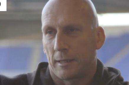 Stam: "Juve e Inter mi offrivano più soldi, ma scelsi il Milan per la sua grande storia"