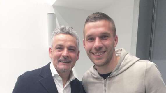 Podolski tweetta: "Baggio, leggenda e ispirazione"