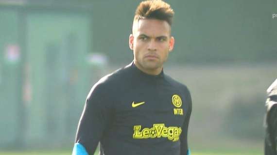 Sky - L'Inter corre verso il derby: personalizzato per Cuadrado, Lautaro si allena con i compagni 