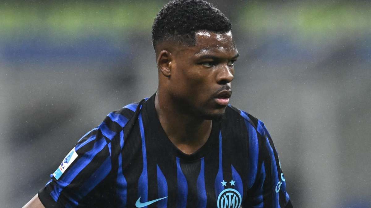 CdS - Dumfries va di fretta per l'Inter e per il Mondiale. E c'è da decidere anche il futuro