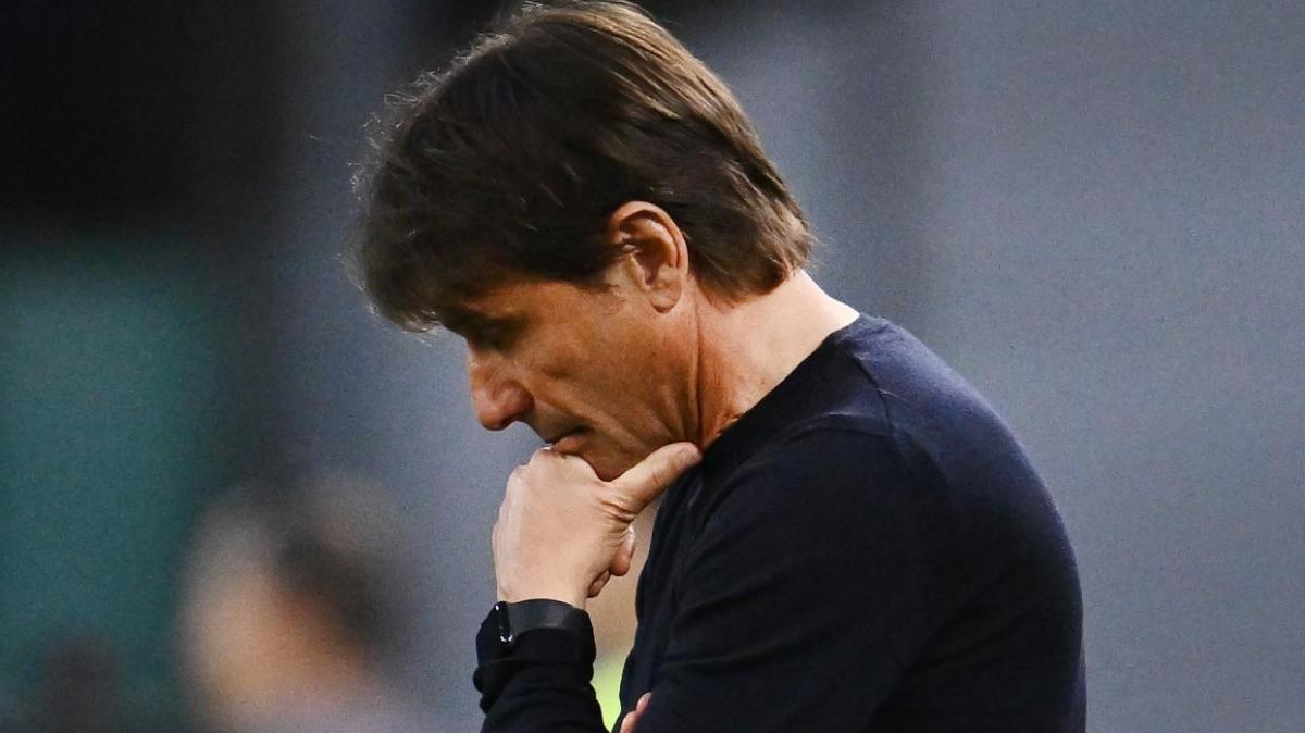 Repubblica - Napoli, prova disarmante con la Lazio: crollo totale, lo scudetto va a Milano