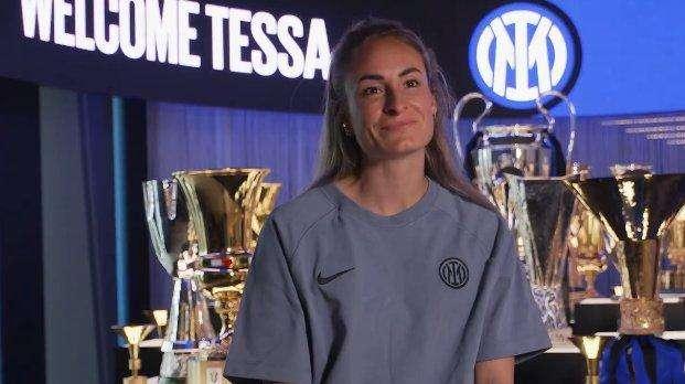 Wullaert: "I nostri tifosi mi danno la carica. Ecco cosa prenderei dalle mie compagne"