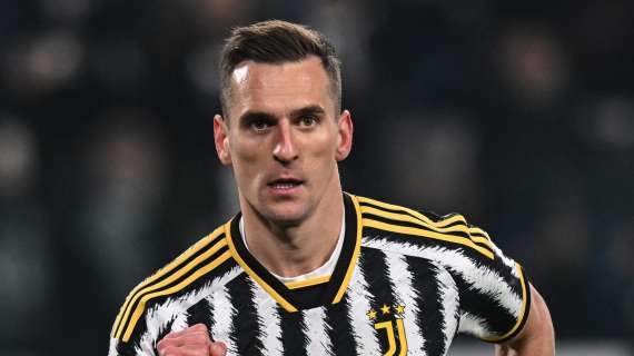 Juventus in 10 contro l'Empoli: cartellino rosso per Milik per intervento grave su Cerri