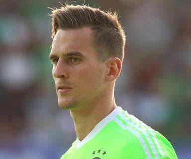 Veltman elogia Milik: "Ogni giorno è più completo"