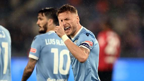 Otto gol, tre espulsioni e turbinìo di emozioni: Lazio ok in rimonta, pazza Fiorentina al fotofinish