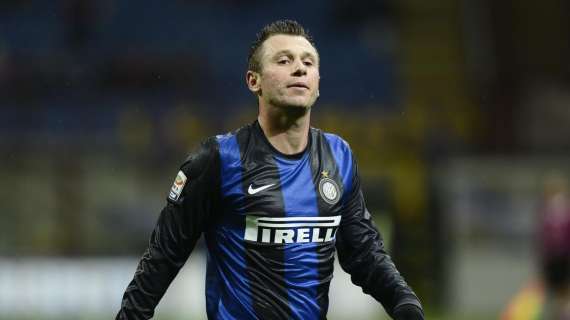 Omaggio di Cassano nel prepartita alla Samp