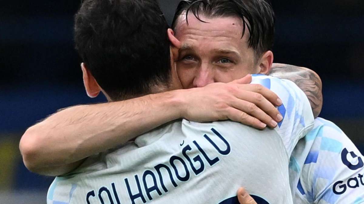 Zielinski torna a ruggire dopo oltre un anno. Col gol di Verona il polacco entra in un club ristretto