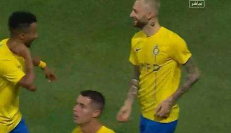 VIDEO - Prima bomba "esplosa" da Brozovic con l'Al Nassr: replicata la celebre esultanza nella Champions asiatica