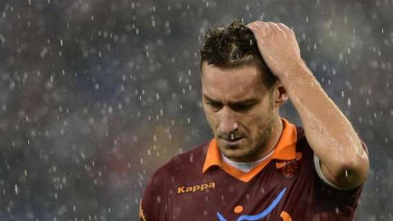 Qui Roma - Allarme Totti: da valutare l'infortunio