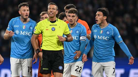 Napoli-Inter, la moviola - Massa fischia poco per 90': discussioni per il contatto Lautaro-Lobotka 