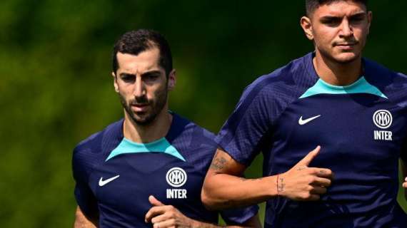 FOTO - Tutto pronto per Lens-Inter: le immagini del warm up dei nerazzurri