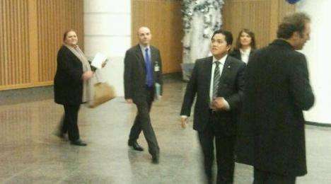 FOTO - Thohir è arrivato al Palazzo della Regione Lombardia, raggiunto anche da Massimo Moratti