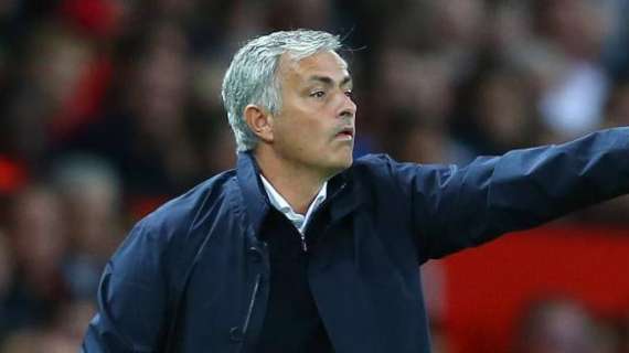 Mou: "Il gesto delle tre dita ai tifosi della Juve? I loro ricordi negativi"