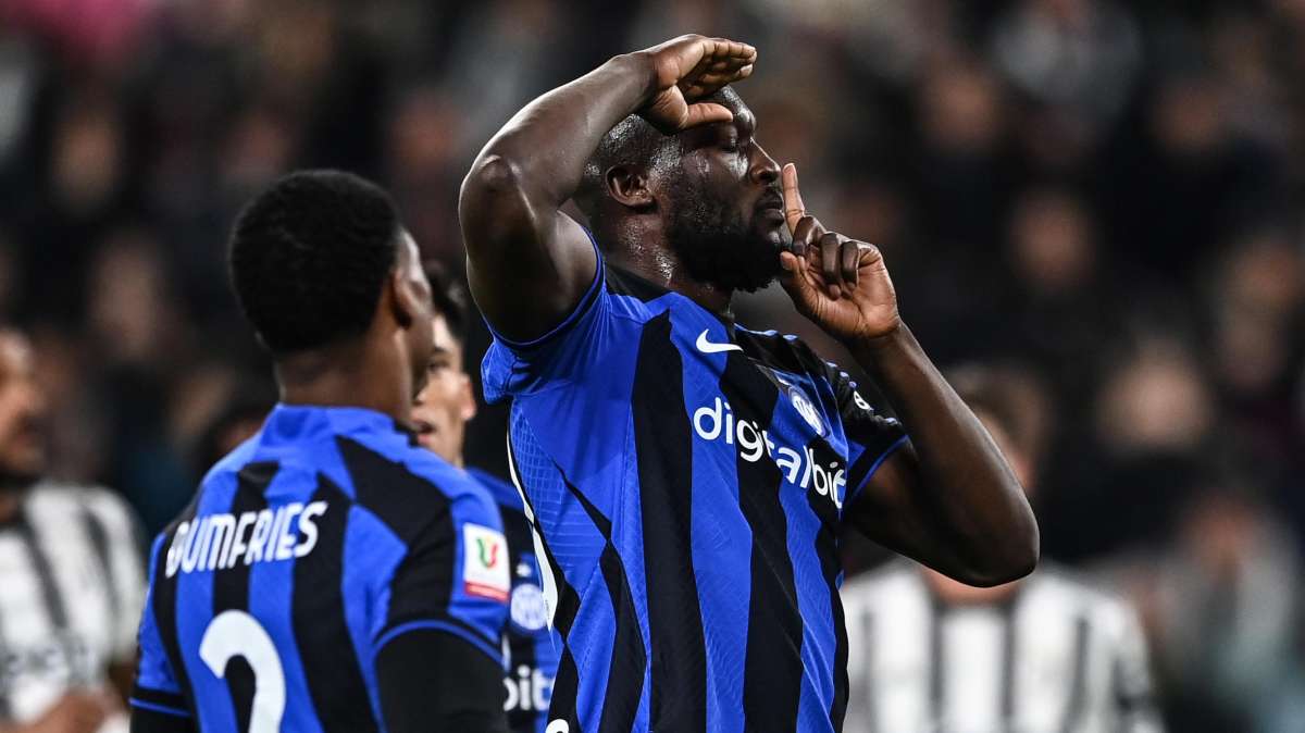GdS - Cori razzisti a Lukaku: la Procura di Torino ha aperto un fascicolo sui 171 tifosi della Juve sottoposti a daspo