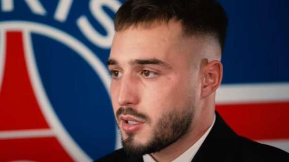 UFFICIALE - Nuovo portiere per il Paris Saint-Germain: arriva l'ex Barça Arnau Tenas