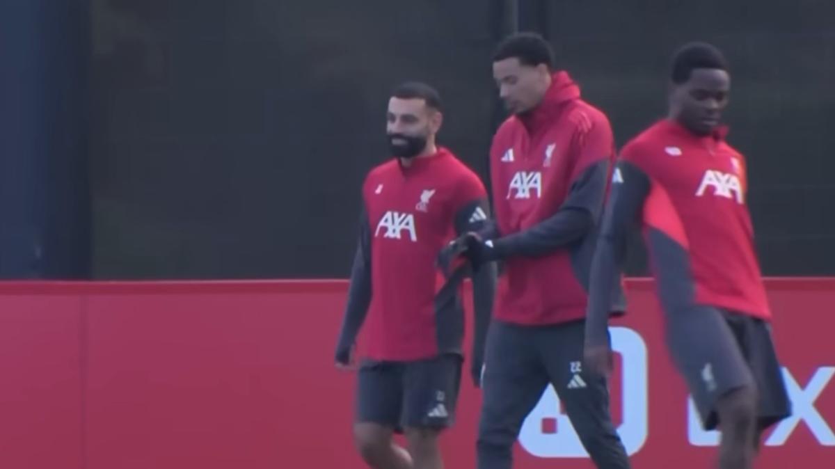 Salah e il Liverpool, la diatriba corre sui social: autoscatto polemico dell'egiziano in palestra