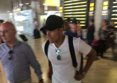 FOTO - Jeison Murillo è sbarcato a Valencia: a breve l'ufficialità 
