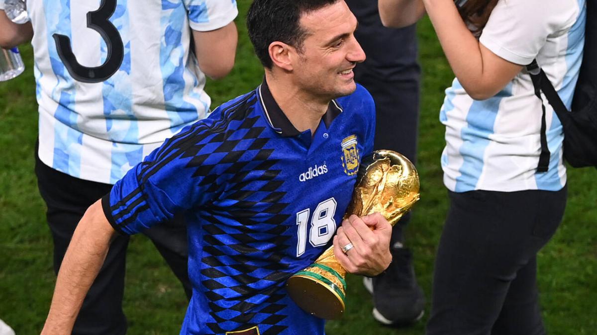 Argentina, Lautaro titolare? Scaloni: "Alvarez disponibile, è un'opzione"