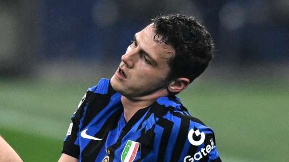 Sky - Pavard alza bandiera bianca: il francese lascia il ritiro di Appiano Gentile, salta Inter-Barcellona 