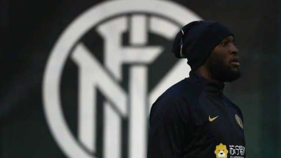 Lukaku, sguardo sul Genoa per l'ultimo impegno del 2019: "Forza Inter"