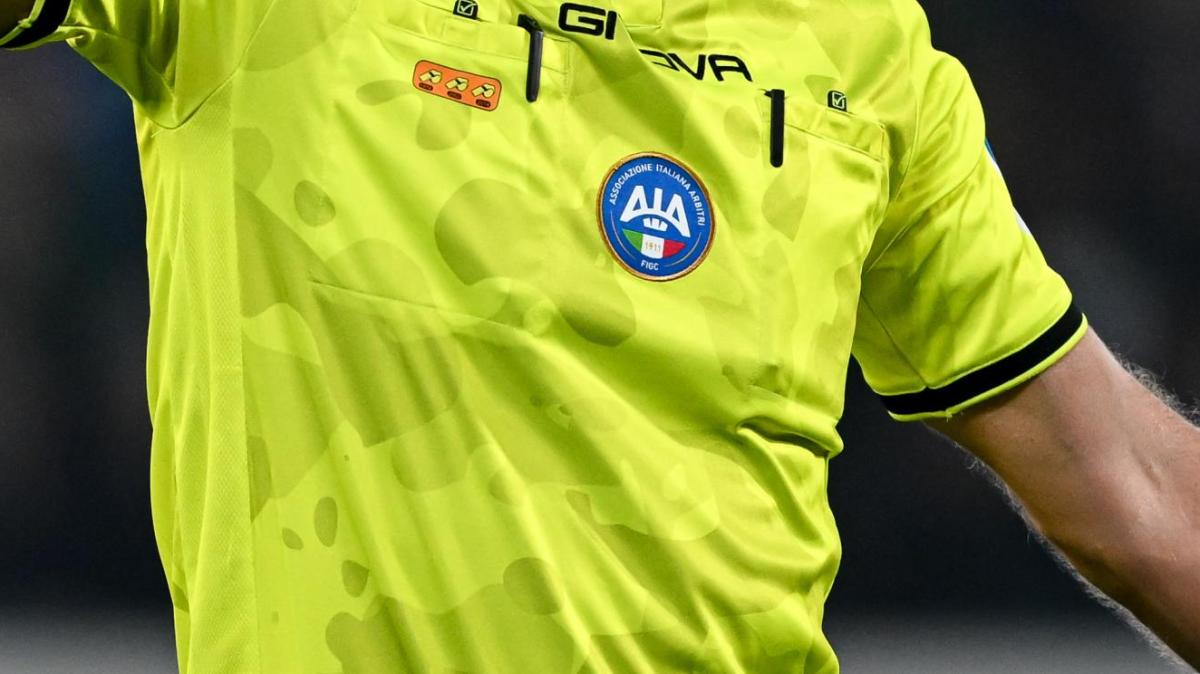 Caos scommesse nelle serie minori: cinque arresti. Il 'sistema dell'arbitro' puntava al calcio professionistico