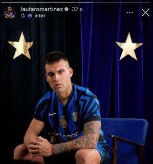 Lautaro, testa all'Inter anche a distanza: il Toro posa con la nuova maglia e... le due stelle 