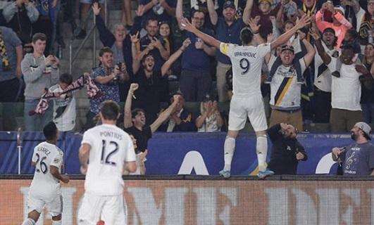 VIDEO - Ibra scatenato: tripletta, Los Angeles vince 7-2