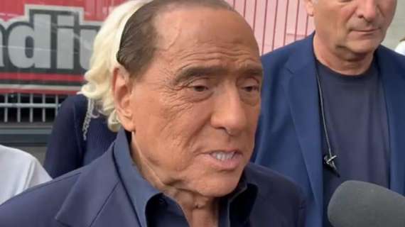 Berlusconi: "Il Meazza va tutelato, abbatterlo significherebbe togliere a Milano un monumento"