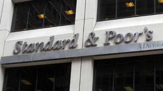 La previsione di Standard&Poor's: i club di calcio emetteranno obbligazioni per finanziare le loro attività