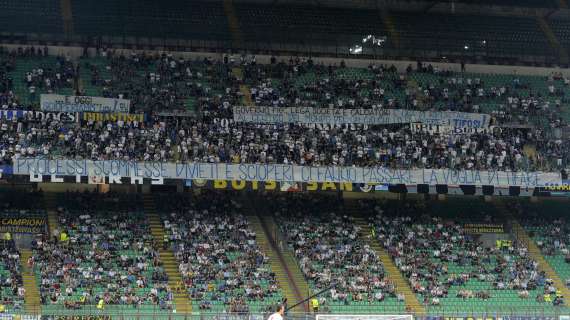 Stoccata dei tifosi nei confronti dei calciatori